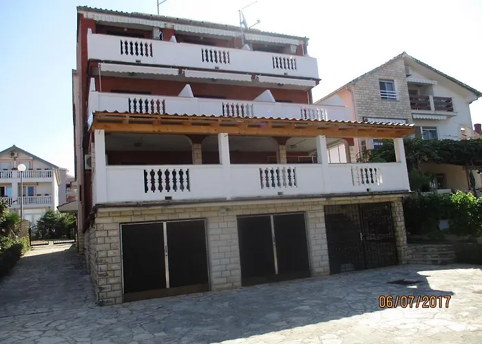 Guest House Romansa