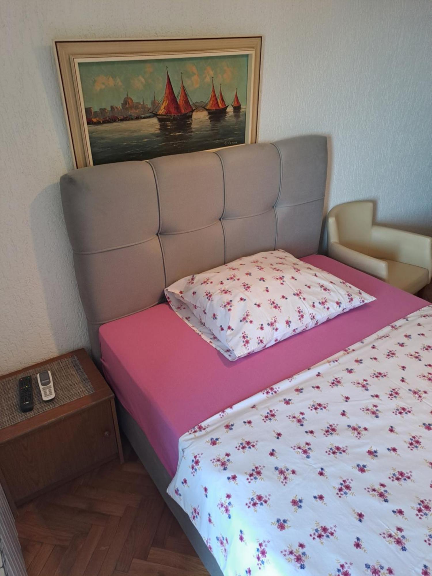 Romansa Gasthuis 2*